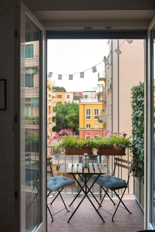 Verona Uptown Mood Apartment Bagian luar foto